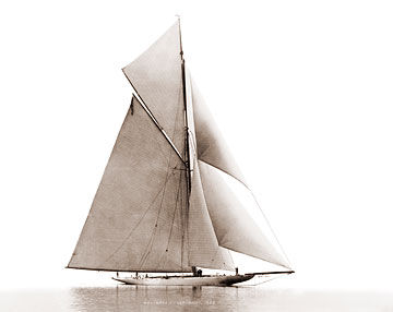 Vintage Photograph of Yacht "Reliance"
