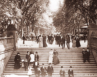Vintage Photograph of Central Park Mall